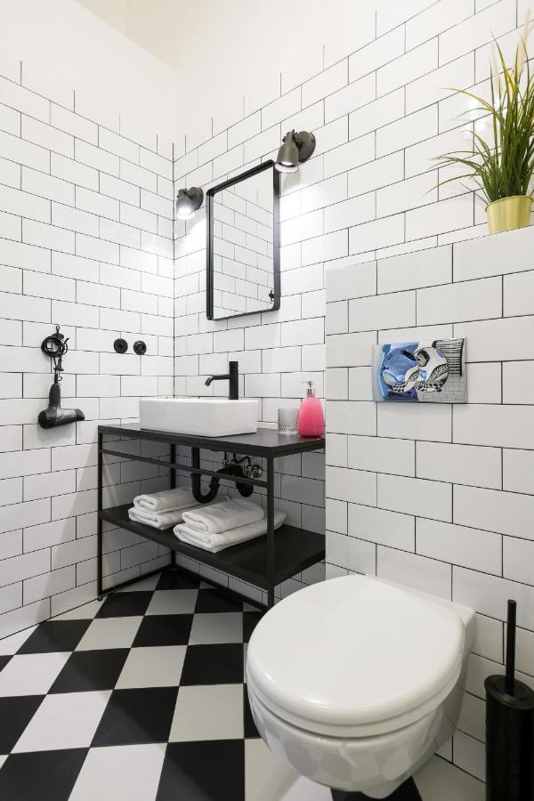 Discover Krakow Apartments - 3 Rakowicka St - Amazing Loft Near Main Station - Netflix Exterior foto